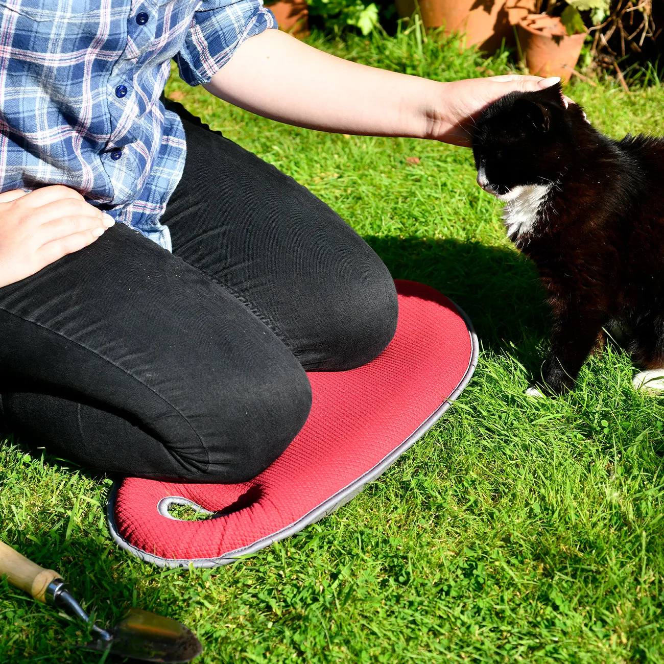 Sangria Kneelo® Garden Kneeler